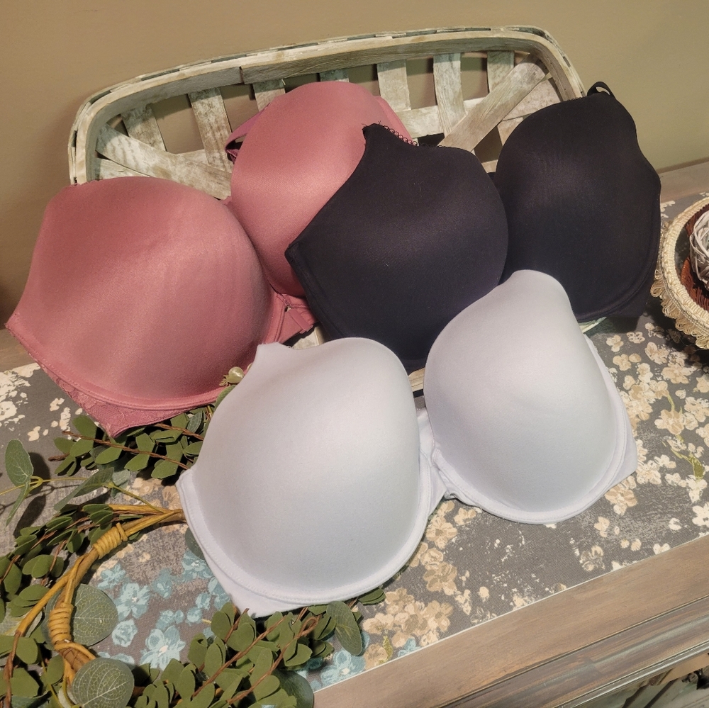 Victoria's Secret Body By Victoria Lace Racerback Bras (Lot of 3)
